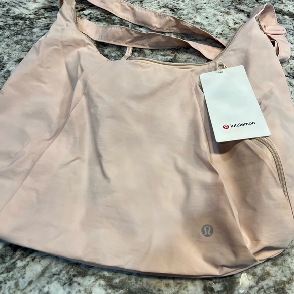 Lululemon Athletica Light Pink Shoulder Bag - Picture 1 of 2
